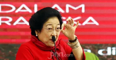 Pernyataan Maut Megawati Menggelegar, Sebut Mensos Risma Kurus