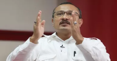 Ferdinand Tahu Rekam Jejak Listyo Sigit, Calon Kapolri Nonmuslim
