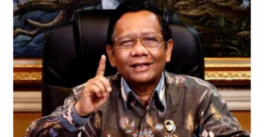 Pilpres 2024: Mahfud MD Diam-diam Pepet Popularitas Prabowo