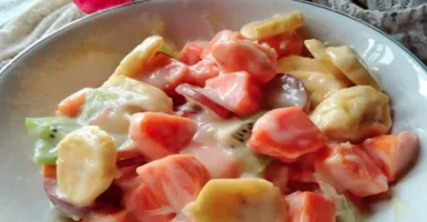 Resep Gampang Bikin Salad Buah, Segar dan Kekinian Banget