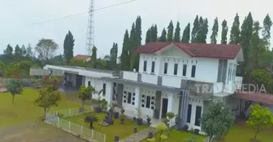 Intip Mewahnya Rumah Irene Sukandar, Isinya Serba Catur