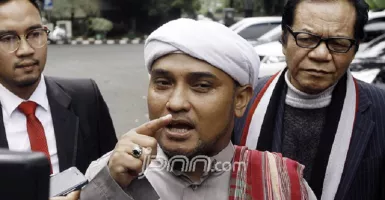 Mata Munarman Ditutup, Pernyataan Habib Novel Menggelegar