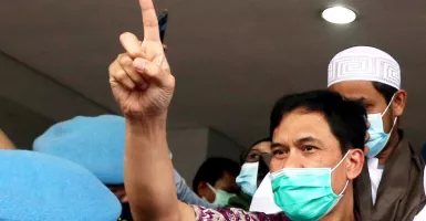 Munarman Wajar Ditangkap Densus 88, Alasannya Mencengangkan