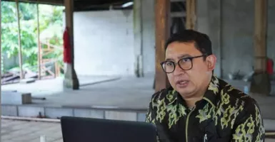 Tabir Rahasia Pembelaan Fadli Zon & Andi Arief ke Munarman Dibuka