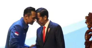 Nama Jokowi Menggetarkan, SBY dan AHY Kena Hantam Pengamat