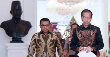 Moeldoko Dipercaya Jokowi, tapi Nasibnya di Ujung Tanduk