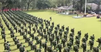 Pasukan Surgawi KKB vs Pasukan Setan TNI, yang Terkuat...