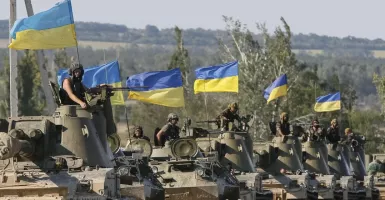 Siap-siap Kiamat! Ukraina Tembakkan Granat ke Pro-Rusia