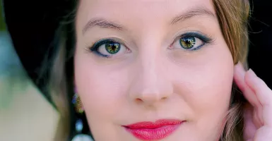 Lipstik Multifungsi: Mempercantik dan Memperbaiki Kulit Bibir 