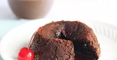 Mau Bikin Choco Lava Cake yang Lembut & Lumer, Ini Resepnya!