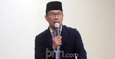 Keren! Batik Karya Ridwan Kamil Dipakai Personel Super Junior