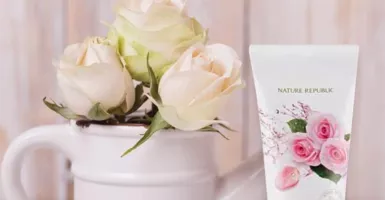 Wajib Coba, Ini 3 Skincare Korea dengan Kandungan Bunga Mawar!