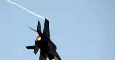 Iran Mencekam, Jet Siluman Israel Disebut Getarkan Langit Teheran