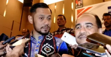 Trik AHY Dikuliti Dewi Tanjung, Isinya Nancap Banget
