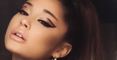 Rahasia Mata Cantik Ariana Grande, Cuma Pakai Eyeliner Merek ini