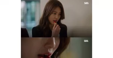 Bae Suzy Kenakan Warna Lipstik Ini Saat Akting di Drama Vagabond