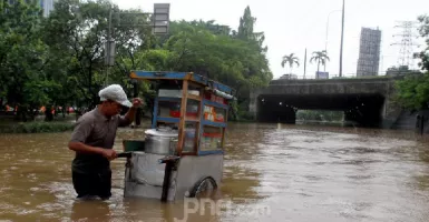 Relawan Jokowi: Presiden Harus Tanggung Jawab Persoalan Banjir