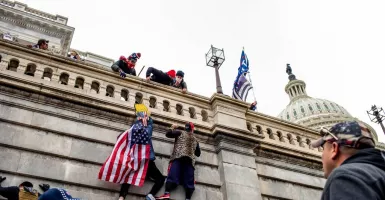 Capitol Hill di-Lockdown Total, Amerika Sempoyongan!