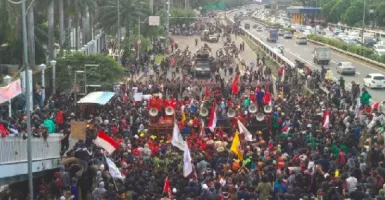 Ngeri! November Ribuan Buruh Akan Kepung Gedung DPR RI