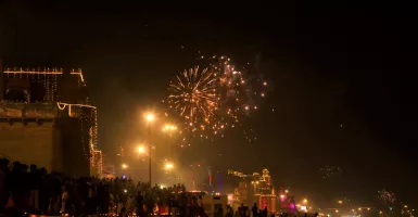 Warga India Hirup Gas Beracun Usai Rayakan Diwali, Alasannya...