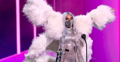 Keren! Masker Buatan Desainer Indonesia Dipakai Lady Gaga