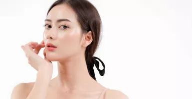 3 Kiat Membuat Wajah Glass Skin Ala Korea, Simak yuk