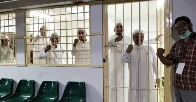 Dosen UI Sebar Foto Habib Rizieq di Balik Jeruji: Mereka Bahagia
