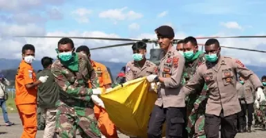 Helikopter Mi-17 Jatuh Di Papua: 12 TNI Gugur, 11 Senjata Hilang