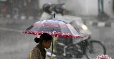 Beberapa Wilayah di Jawa Berpotensi Hujan Lebat Disertai Petir