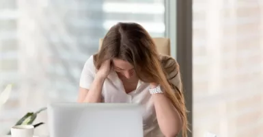 3 Jurus Jitu Mengatasi Jenuh dan Stres di Kantor