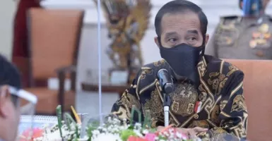 Jokowi Marahi Menteri Akibat Komunikasi UU Cipta Kerja Amburadul