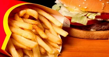 Bagaimana Mengatasi Anak yang Kecanduan Junk Food?