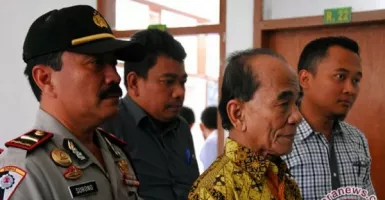 Astaga! KPK Kaget Presiden Jokowi Potong Hukuman Koruptor Ini...