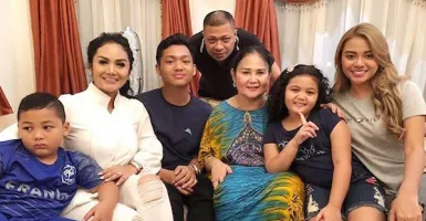 Aurel dan Azriel Blak-blakan Tak Ingin Tinggal Bareng Krisdayanti