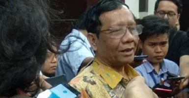 Mahfud MD Memilih Patuh, Pak Jokowi Kapan Terbitkan Perppu KPK? 