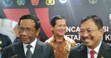 Etnis Uighur Bikin Retak Kabinet Indonesia Maju? Kata Mahfud MD..