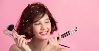 4 Tips Tampil Secantik Artis Korea dengan Makeup Natural