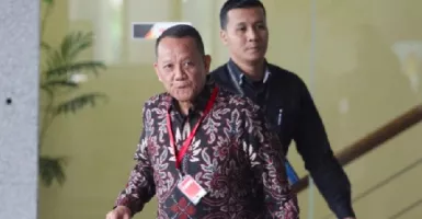Mantan Sekretaris MA Jadi Buron, KPK Tak Berani Tangkap?