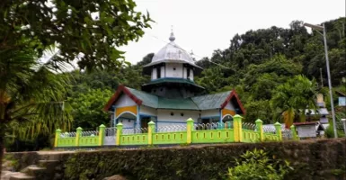 Masjid Tua Patimburan, Adopsi Gaya Bangunan Belanda dan Jawa