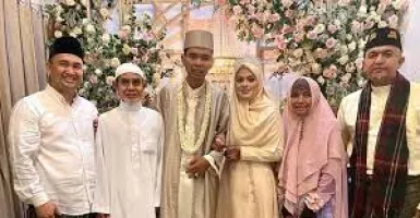 Sah Menikah, Ustaz Abdul Somad Persunting Hafizah 19 Tahun