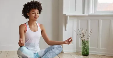 Meditasi Ampuh Kendalikan Overthinking, Simak 5 Caranya