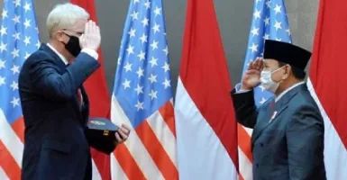 Mendadak Plt Menteri Pertahanan Amerika Menemui Prabowo Subianto