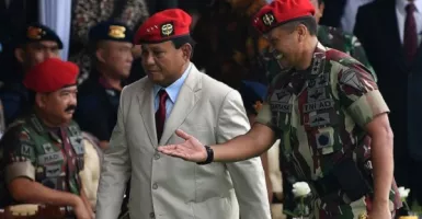 Menhan Prabowo Subianto Diam-diam Dinasihati Luhut Panjaitan