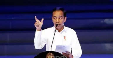 Terbang ke Korsel, Jokowi Suarakan Perdamaian Dunia di KTT ASEAN