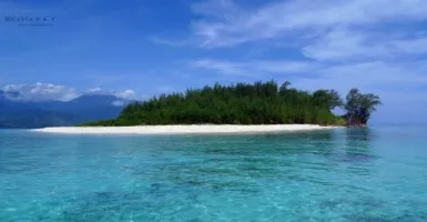 Istimewa, 4 Pulau Tak Berpenghuni Ini Bisa Untuk Liburan