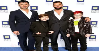 Menikah dengan Sejenis, Ricky Martin dikaruniai Anak ke Empat