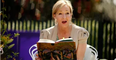 Alami Gejala Covid-19, J.K. Rowling Sembuh Tanpa Keluarkan Biaya