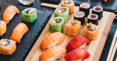 Bosan dengan Menu Rumahan, Kamu Bisa Berkreasi Membuat Sushi