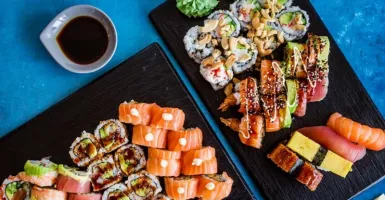 Ingin Makan Sushi Tanpa Bayar Mahal? Coba Resep Ini Di rumah