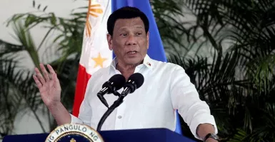 Kapal Filipina di LCS Diusir, Duterte ke China: Saya Tidak Mundur